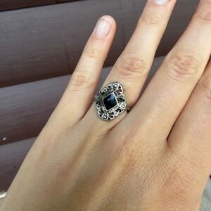 Vintage Filigree Black Stone Ring Women Size 5.75 Silver Tone Gothic Ornate
